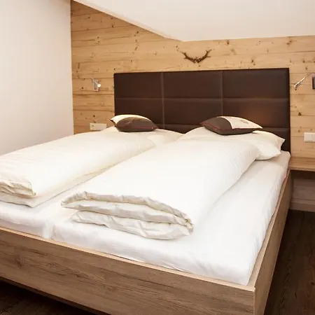 Brandhof Apartment *